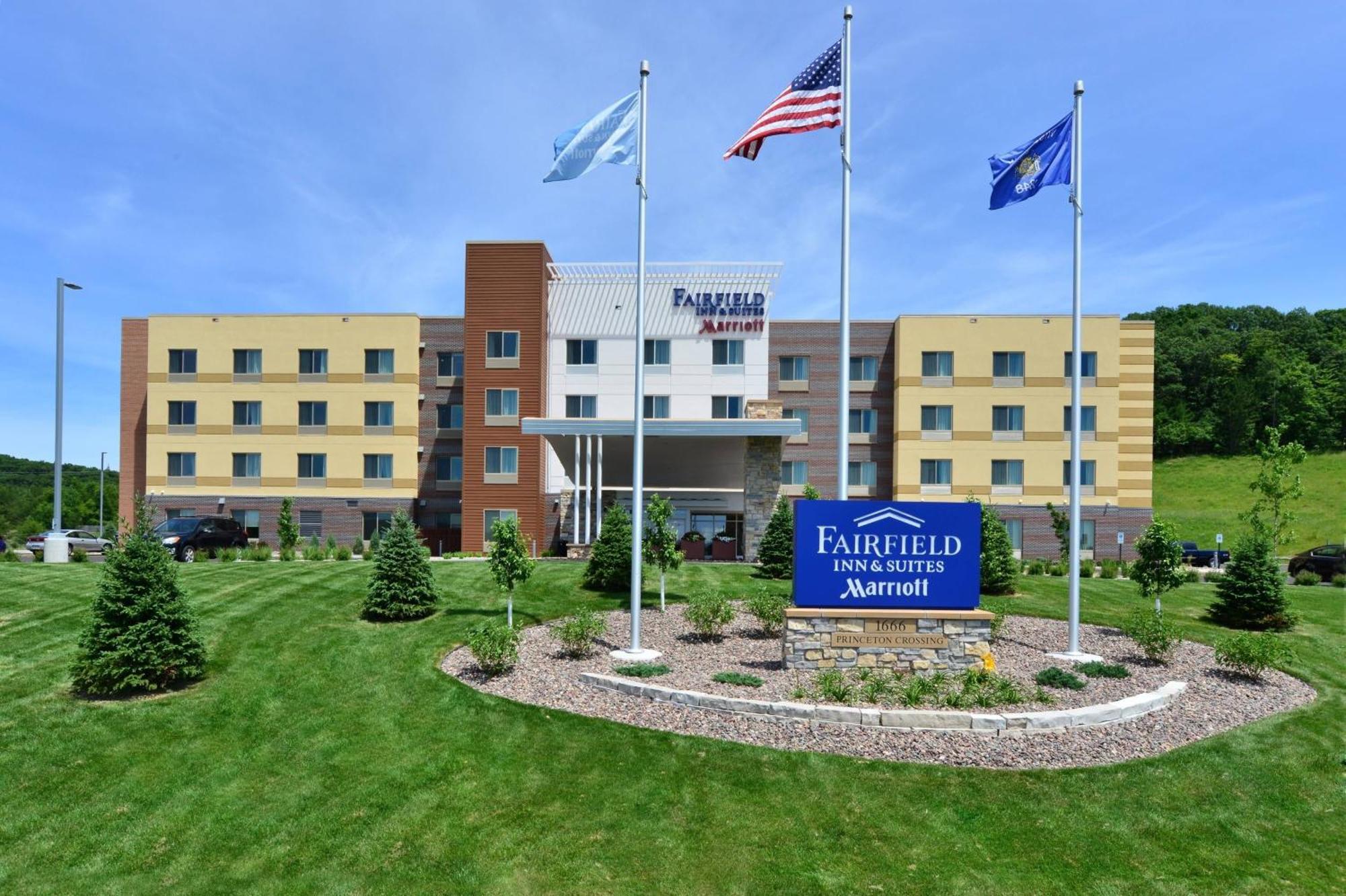 Fairfield Inn & Suites By Marriott Eau Claire/Chippewa Falls Екстериор снимка
