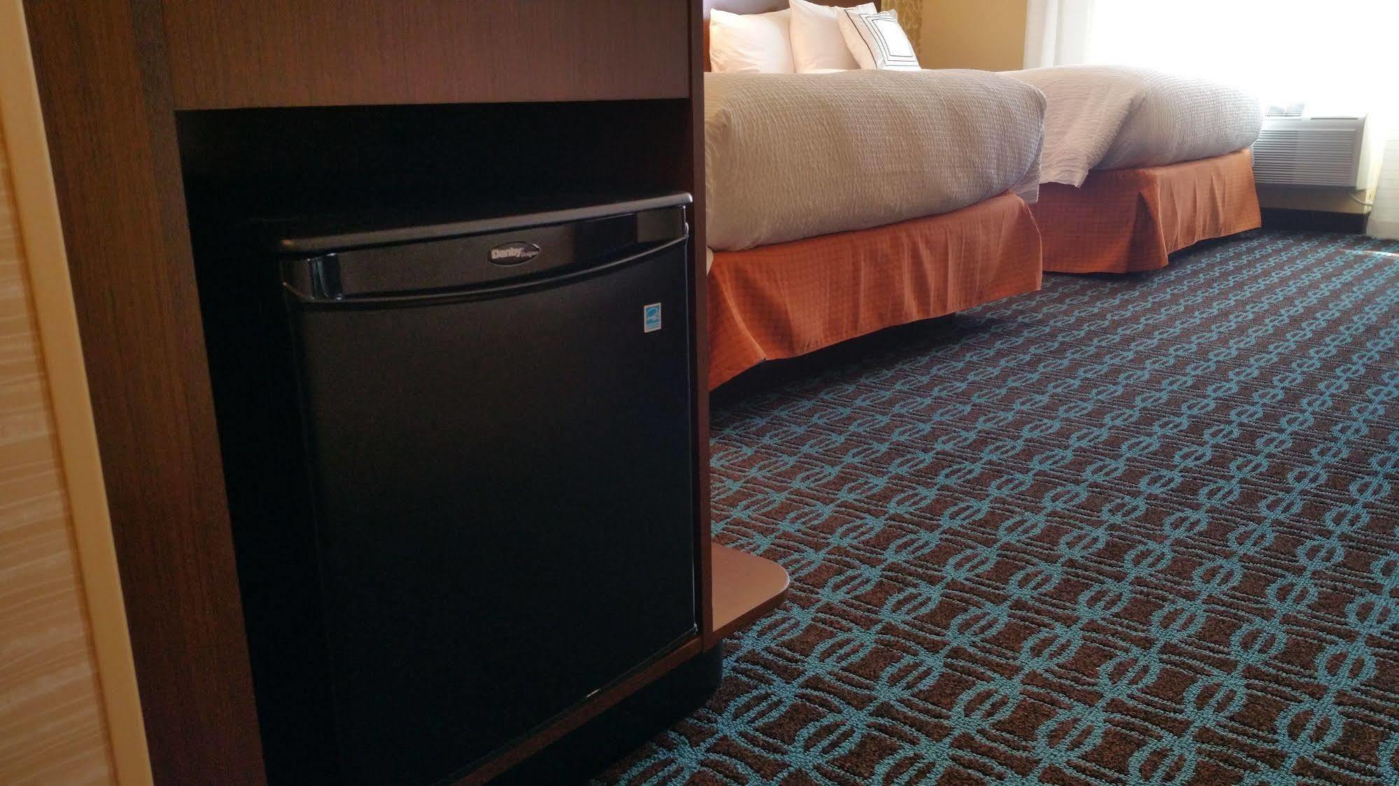 Fairfield Inn & Suites By Marriott Eau Claire/Chippewa Falls Екстериор снимка
